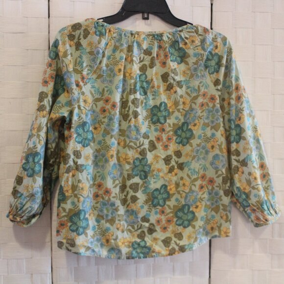 a.n.a Floral Shirt - Picture 2 of 2